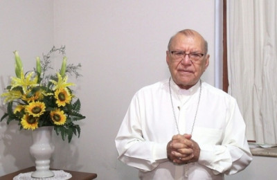 Bandidos utilizam foto de arcebispo para aplicar golpe em Teresina